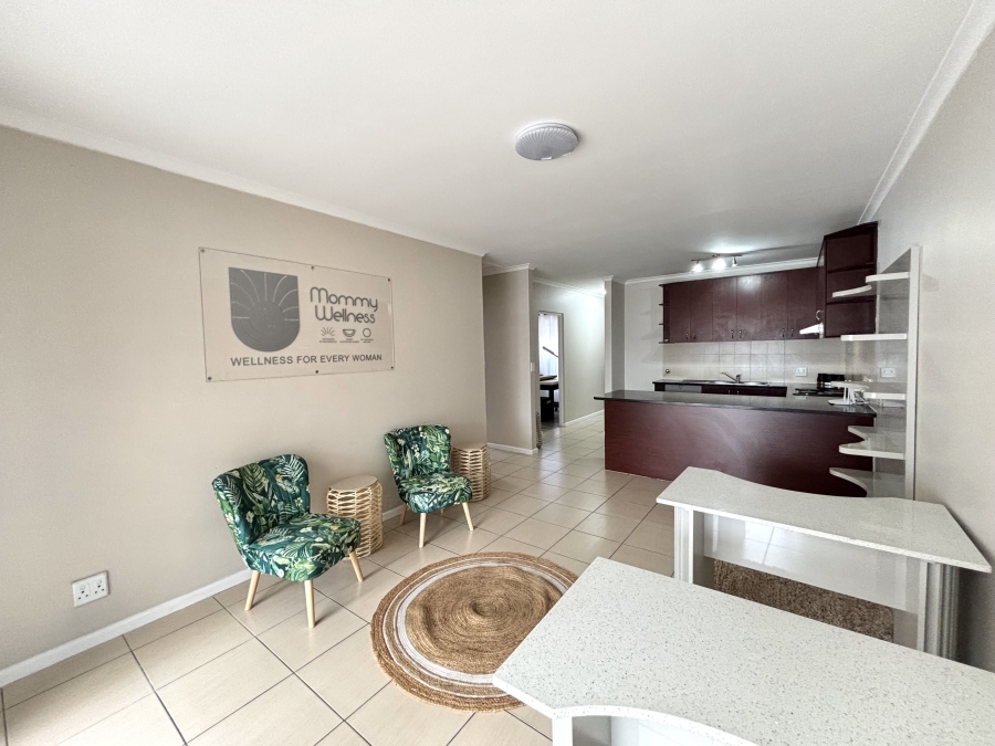 2 Bedroom Property for Sale in Parklands North Western Cape